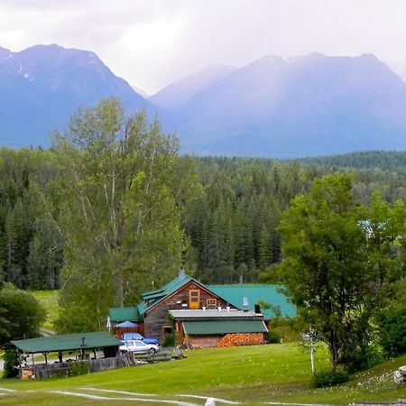 Blaeberry Mountain Lodge Golden Exterior photo